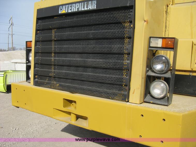 image for item A6043 1989 Caterpillar D30D articulated haul truck