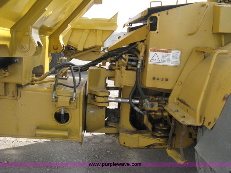 image for item A6043 1989 Caterpillar D30D articulated haul truck