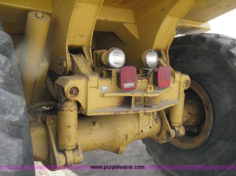 image for item A6043 1989 Caterpillar D30D articulated haul truck