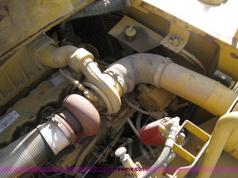 image for item A6044 1989 Caterpillar D30D articulated haul truck