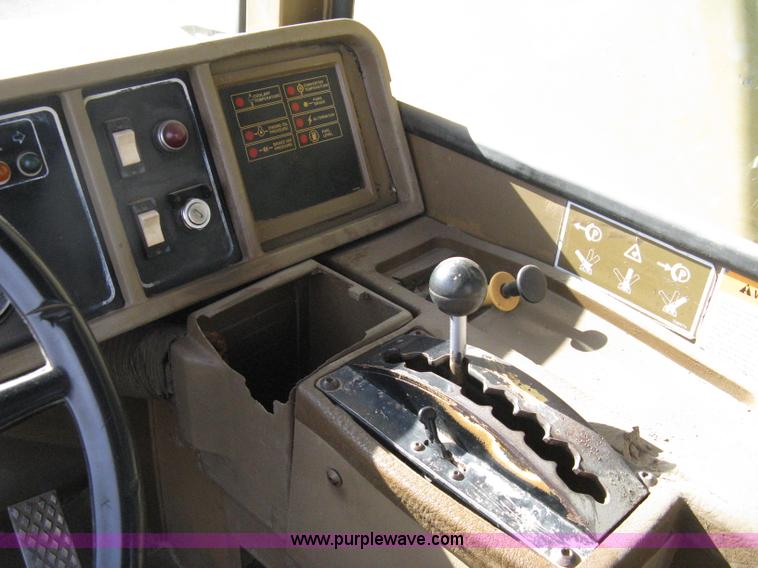 image for item A6044 1989 Caterpillar D30D articulated haul truck