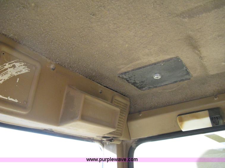 image for item A6044 1989 Caterpillar D30D articulated haul truck