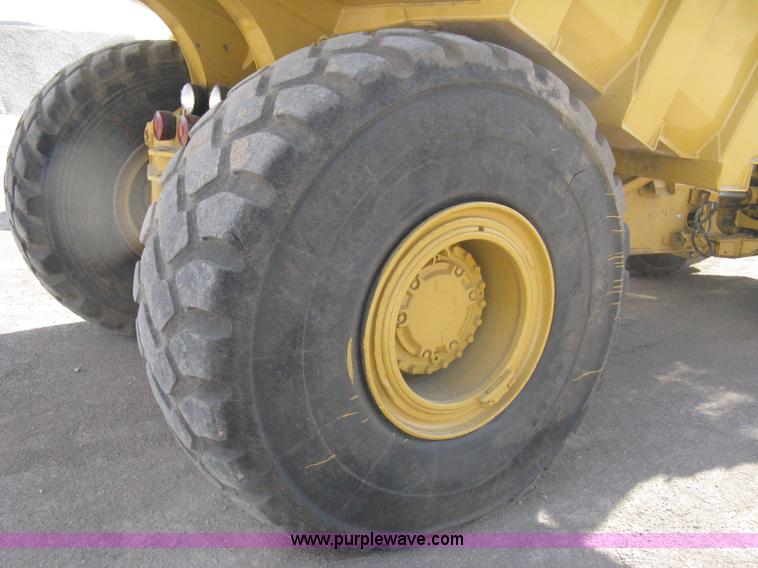 image for item A6044 1989 Caterpillar D30D articulated haul truck