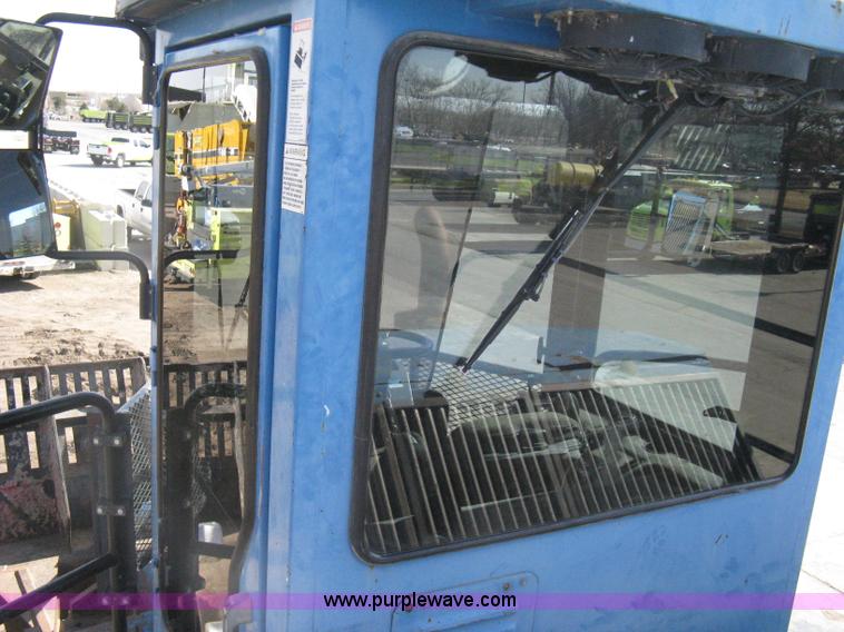 image for item A6051 2001 Al-jon Impact 81K landfill compactor