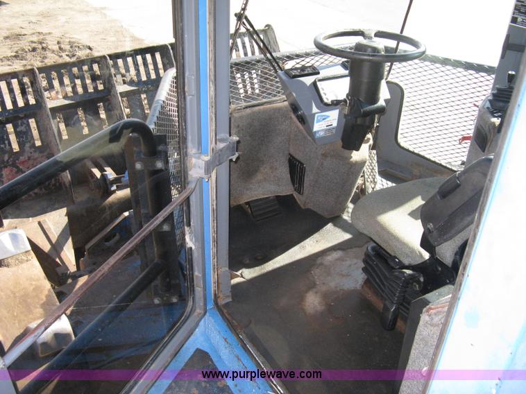 image for item A6051 2001 Al-jon Impact 81K landfill compactor