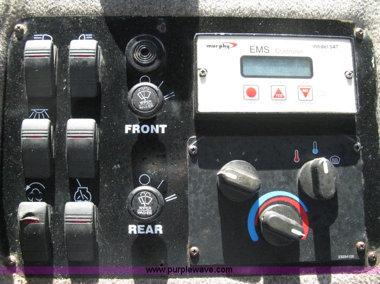 image for item A6051 2001 Al-jon Impact 81K landfill compactor