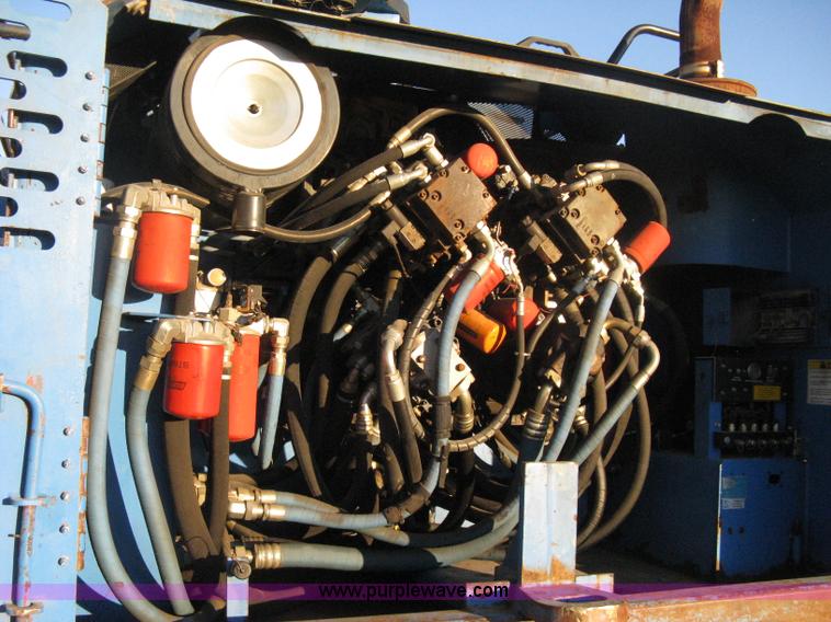 image for item A6051 2001 Al-jon Impact 81K landfill compactor