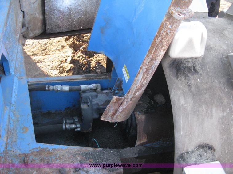 image for item A6051 2001 Al-jon Impact 81K landfill compactor