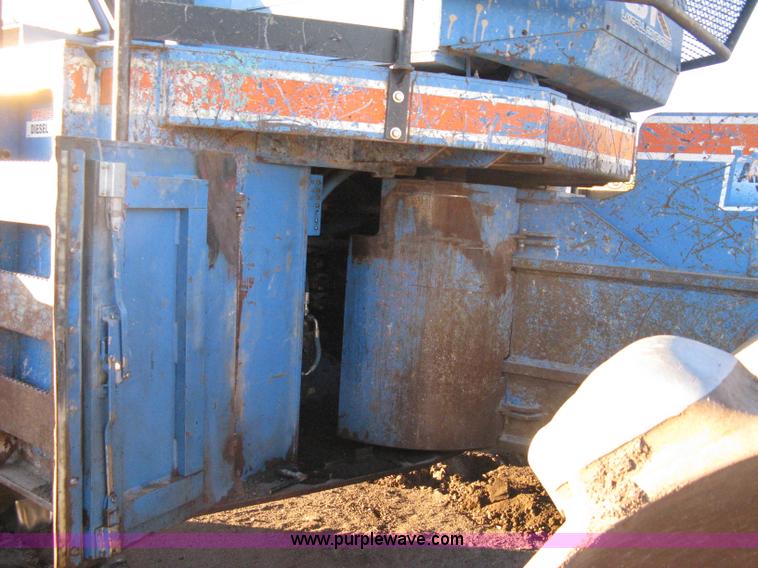 image for item A6051 2001 Al-jon Impact 81K landfill compactor