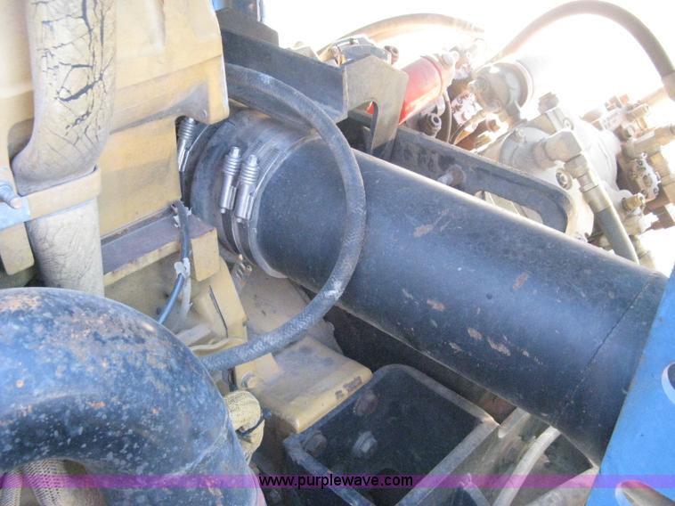 image for item A6051 2001 Al-jon Impact 81K landfill compactor