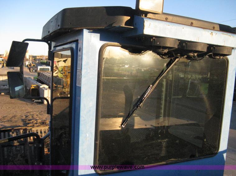 image for item A6051 2001 Al-jon Impact 81K landfill compactor