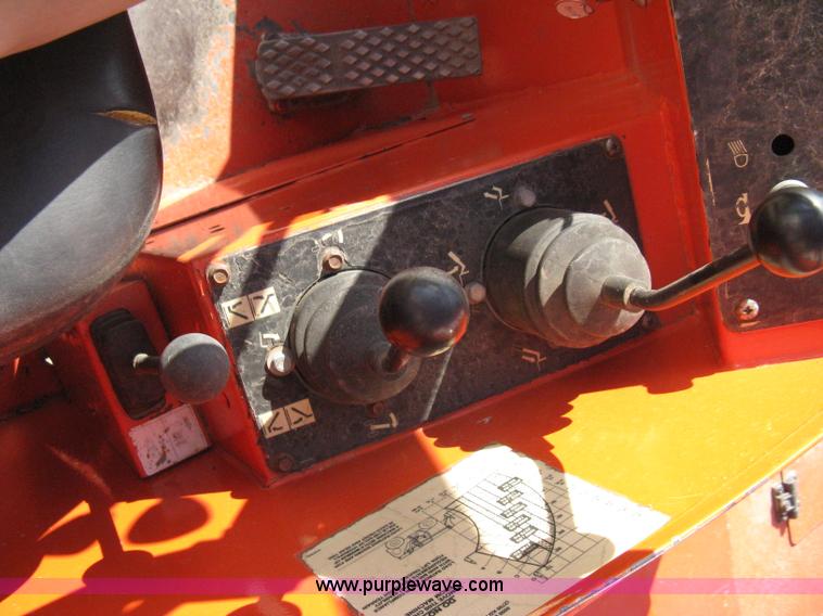 image for item A6053 1992 SkyTrak 6036 telehandler