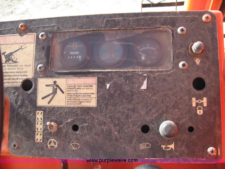 image for item A6053 1992 SkyTrak 6036 telehandler