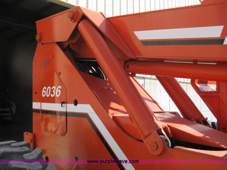 image for item A6053 1992 SkyTrak 6036 telehandler