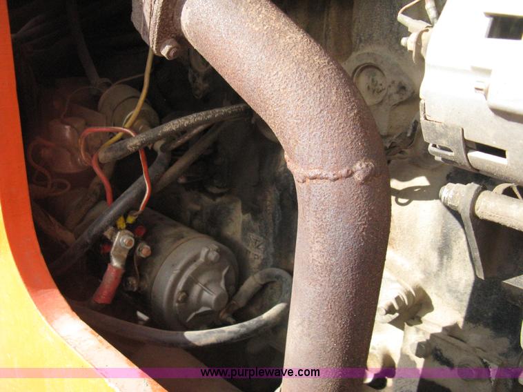 image for item A6053 1992 SkyTrak 6036 telehandler