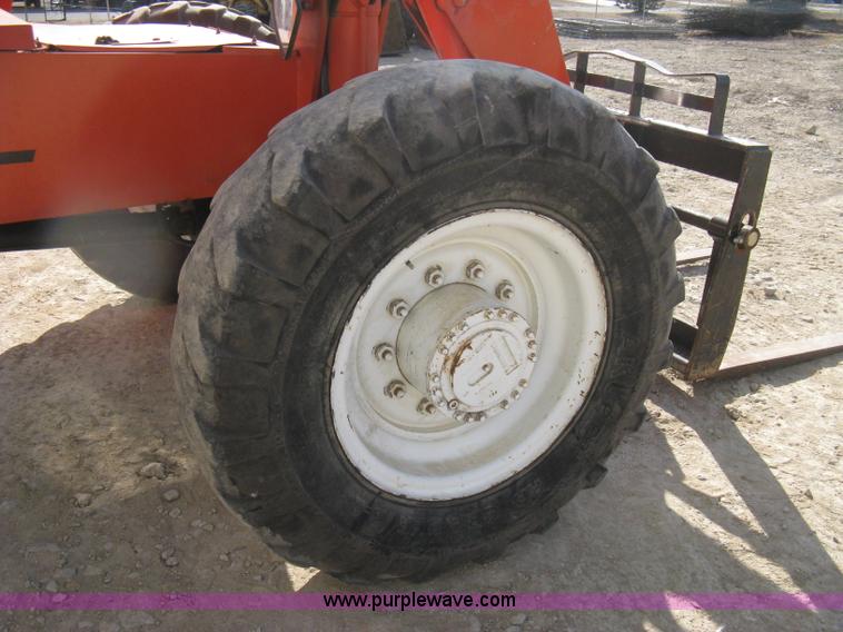 image for item A6053 1992 SkyTrak 6036 telehandler