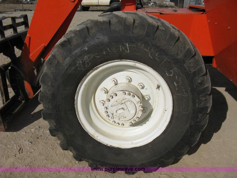 image for item A6053 1992 SkyTrak 6036 telehandler