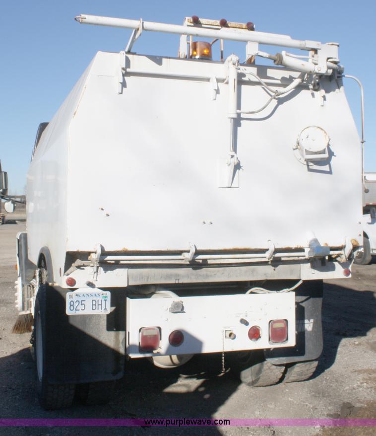 image for item A6630 1989 Ford Elgin Crosswind Series G street sweeper