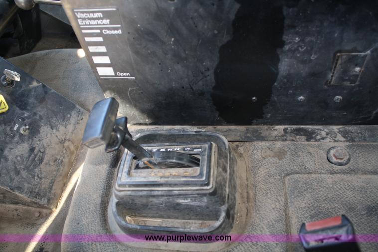 image for item A6630 1989 Ford Elgin Crosswind Series G street sweeper