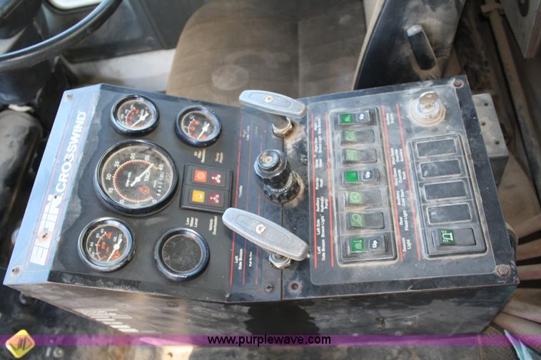 image for item A6630 1989 Ford Elgin Crosswind Series G street sweeper