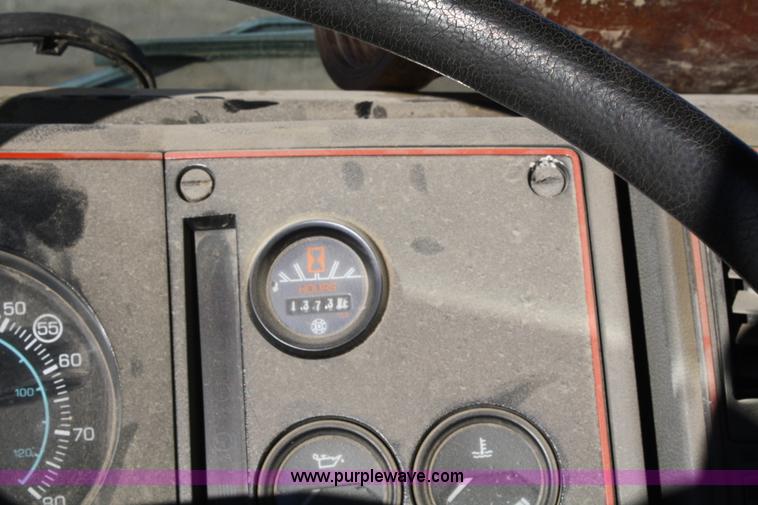 image for item A6630 1989 Ford Elgin Crosswind Series G street sweeper