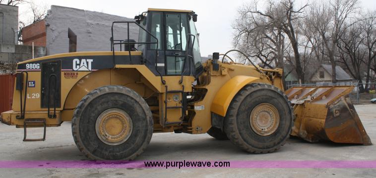 image for item A6680 1999 Caterpillar 980G wheel loader