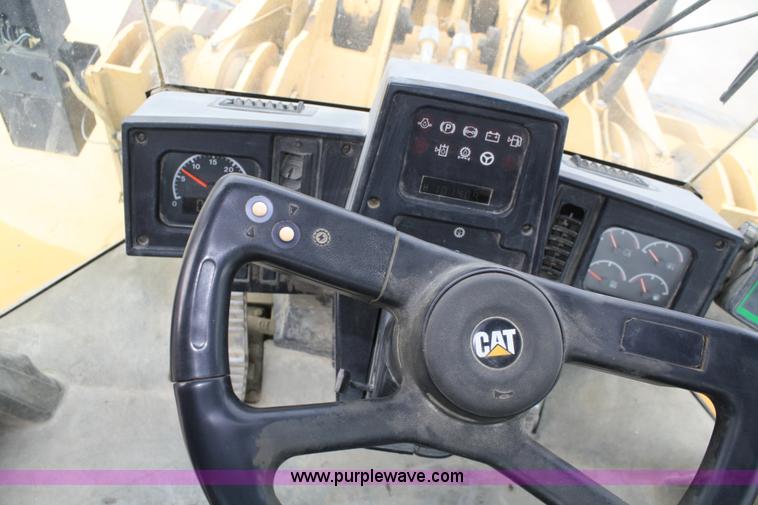 image for item A6680 1999 Caterpillar 980G wheel loader