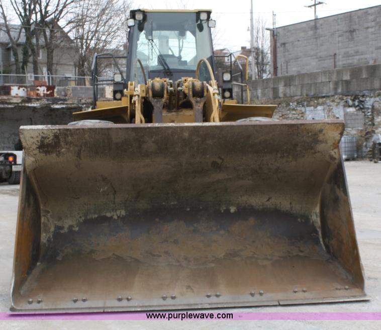 image for item A6680 1999 Caterpillar 980G wheel loader