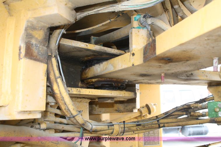 image for item A6680 1999 Caterpillar 980G wheel loader