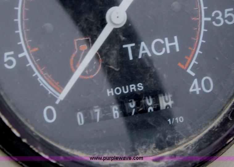 image for item A6683 1997 Cedarapids CR461 Grayhound series paver