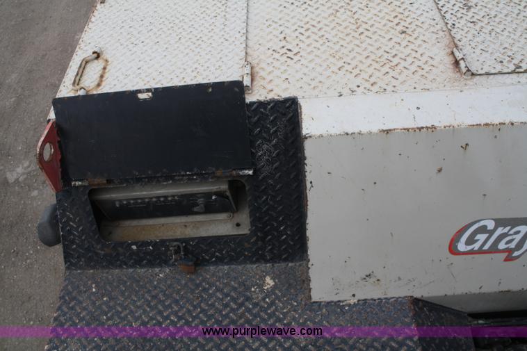 image for item A6683 1997 Cedarapids CR461 Grayhound series paver