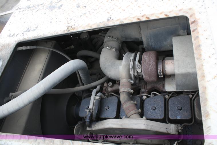 image for item A6683 1997 Cedarapids CR461 Grayhound series paver