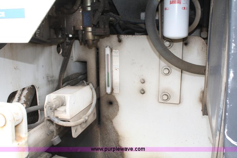 image for item A6683 1997 Cedarapids CR461 Grayhound series paver