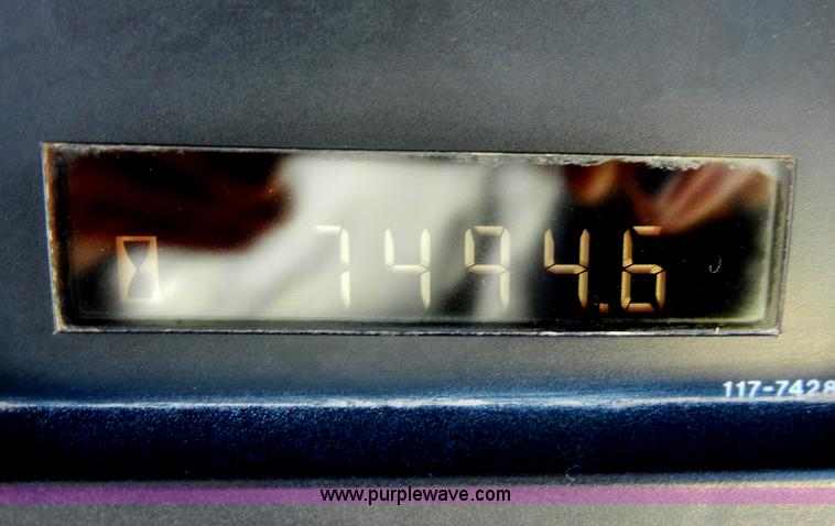 image for item A6707 2003 Caterpillar 953C track loader