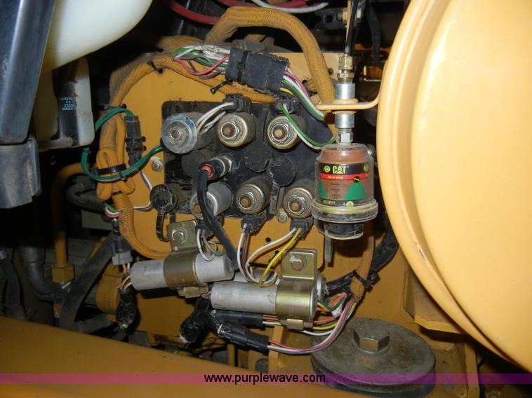 image for item A6707 2003 Caterpillar 953C track loader