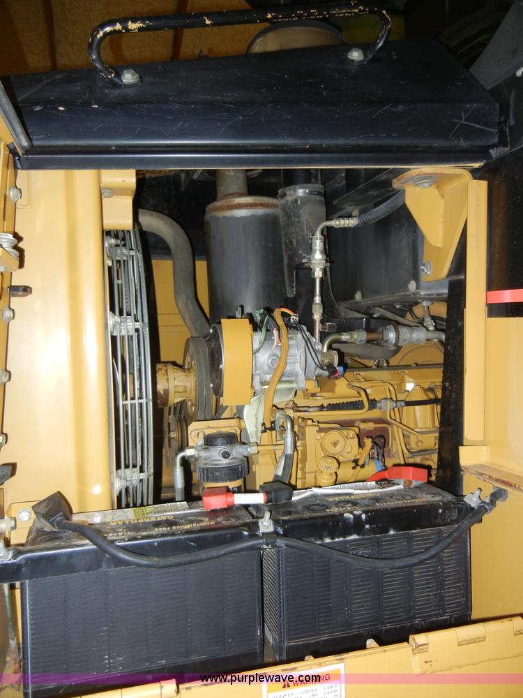 image for item A6707 2003 Caterpillar 953C track loader