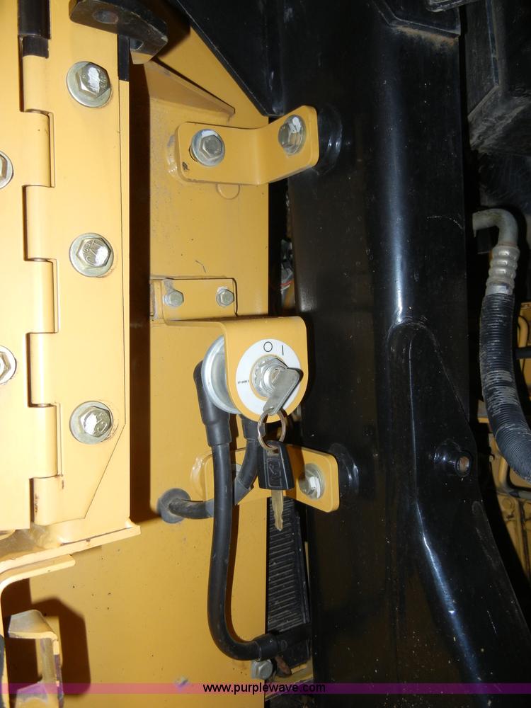 image for item A6707 2003 Caterpillar 953C track loader