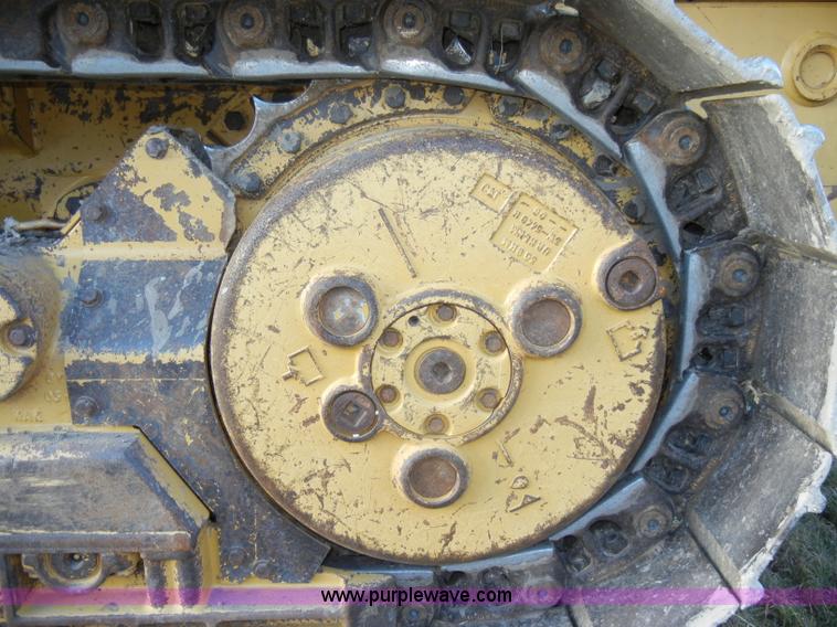 image for item A6707 2003 Caterpillar 953C track loader