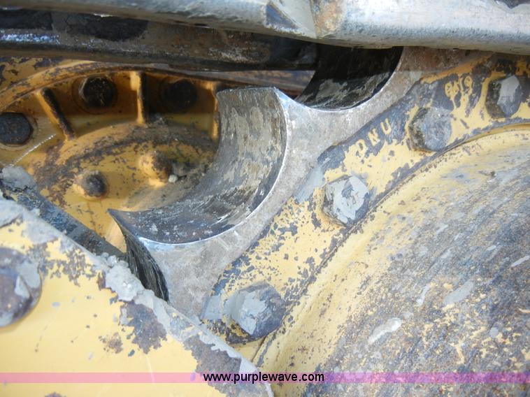 image for item A6707 2003 Caterpillar 953C track loader