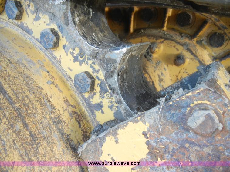 image for item A6707 2003 Caterpillar 953C track loader