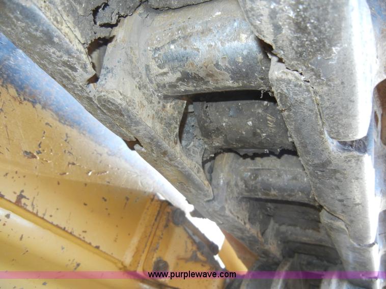 image for item A6707 2003 Caterpillar 953C track loader