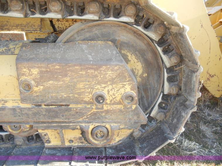 image for item A6707 2003 Caterpillar 953C track loader