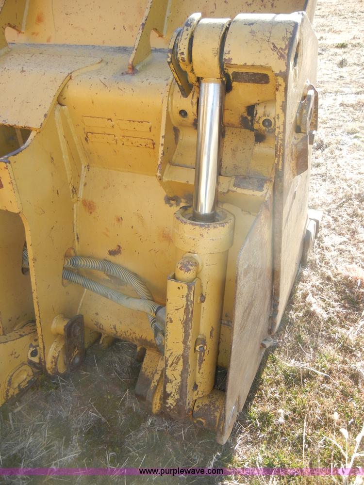 image for item A6707 2003 Caterpillar 953C track loader