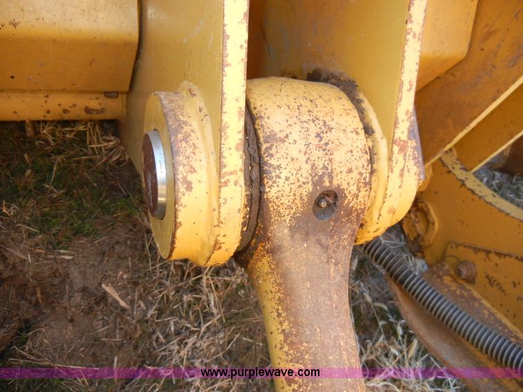 image for item A6707 2003 Caterpillar 953C track loader