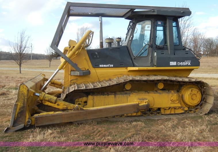 image for item A6708 2000 Komatsu D65PX dozer