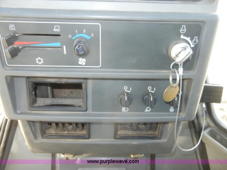 image for item A6708 2000 Komatsu D65PX dozer