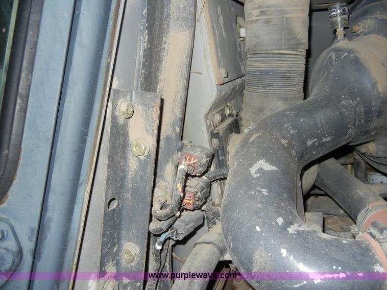 image for item A6708 2000 Komatsu D65PX dozer