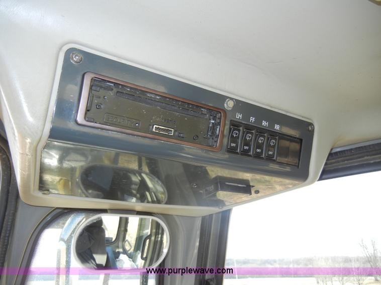 image for item A6708 2000 Komatsu D65PX dozer