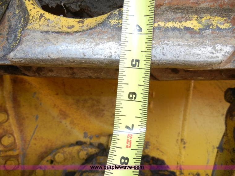 image for item A6708 2000 Komatsu D65PX dozer