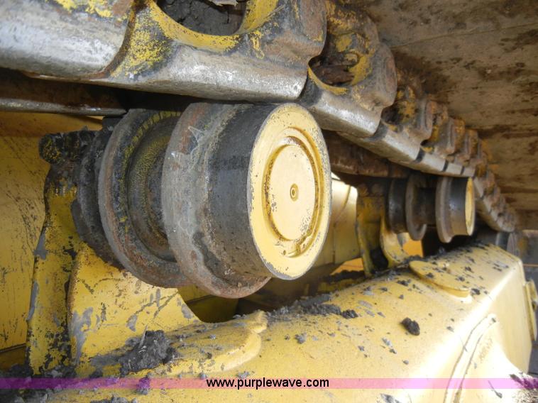 image for item A6708 2000 Komatsu D65PX dozer